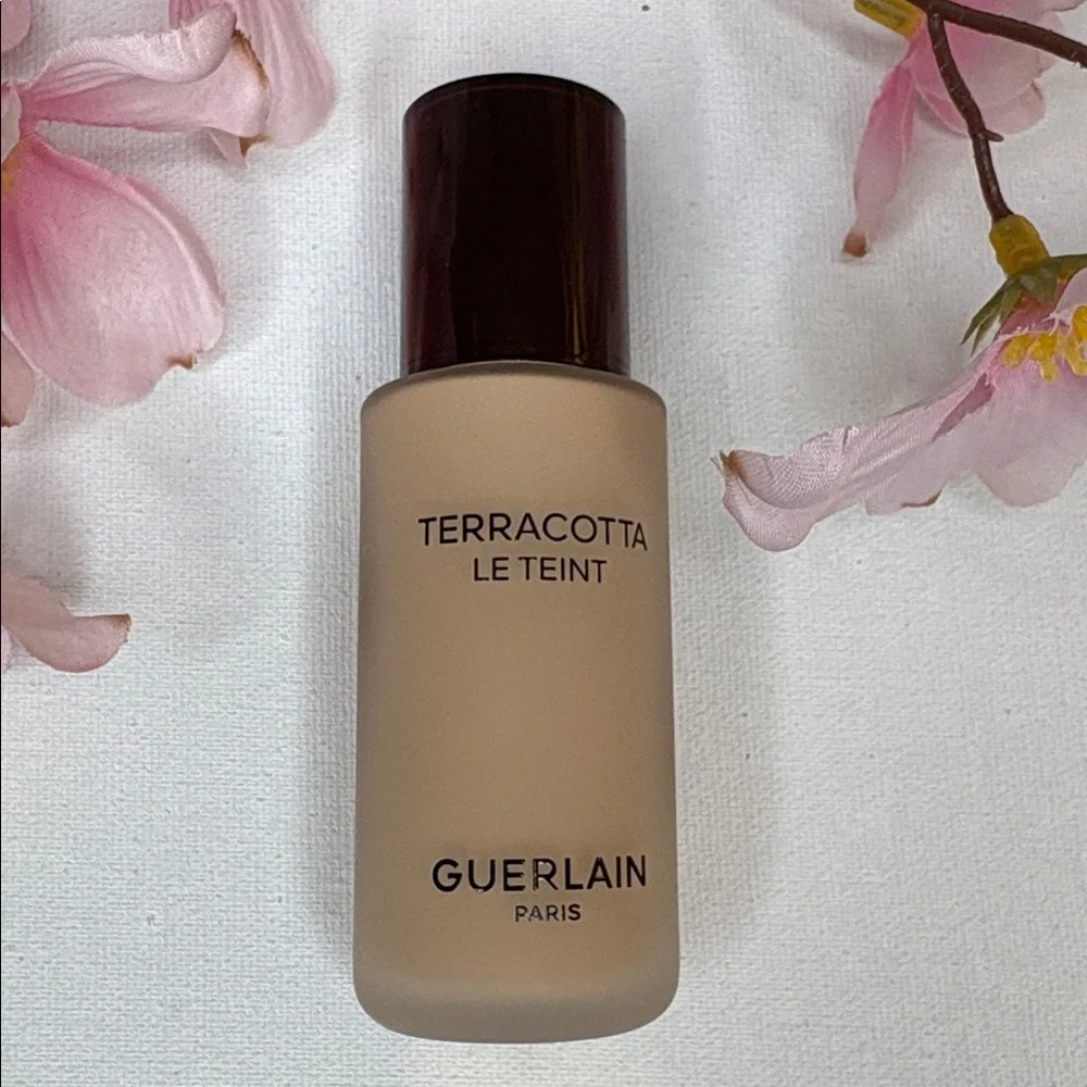 GUERLAIN Terracotta Le Teint Foundation - Yellow Accents